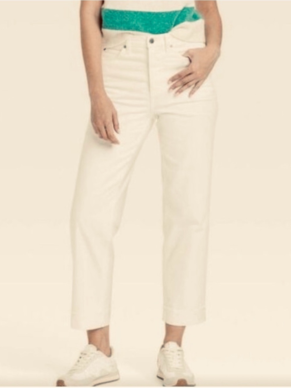 NWT Universal Thread Straight Ankle Jeans